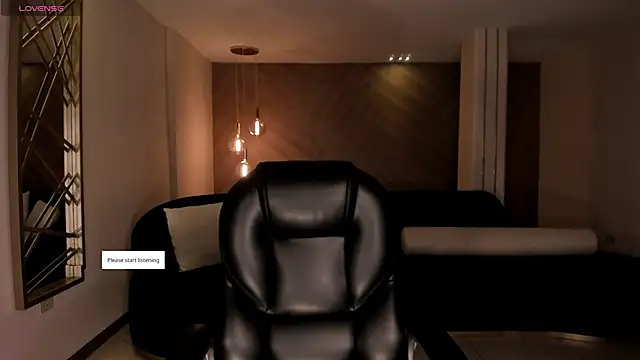 HaileyRoss  online show from 8, 6, 2026