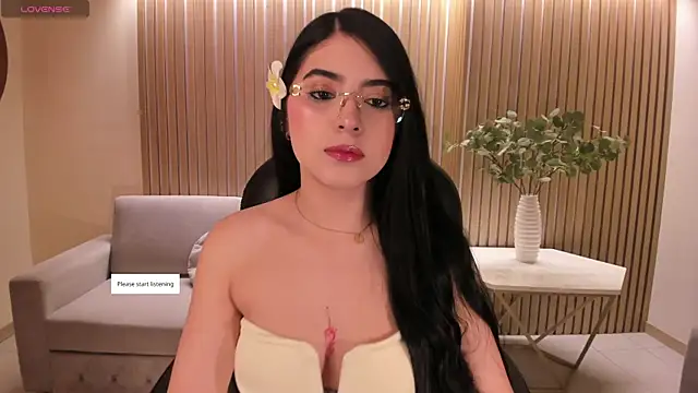 HaileyRoss  online show from 23, 6, 2026