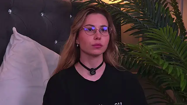 -SaraBlack- online show from 14, 6, 2026