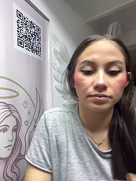 MiaWhiteBunny online show from 20, 6, 2026