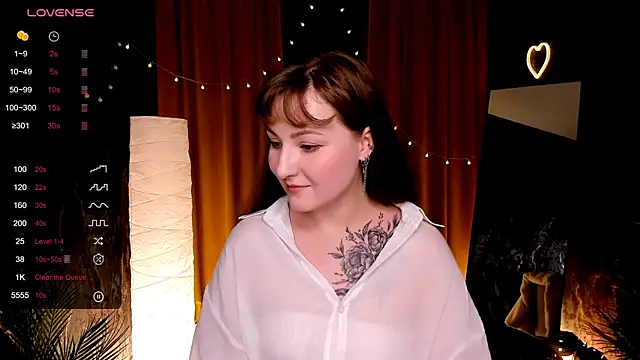 Snapshot of velvet_cherry_ chatting on 10, 6, 2026 velvet cherry online show from 10, 6, 2026