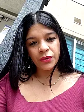Layla-daring online show from 14, 6, 2026