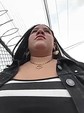 Kendra-daring online show from 6, 6, 2026