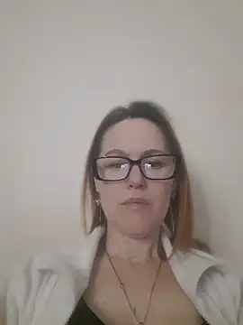 Snapshot of LanaOlbenst chatting on 10, 5, 2026 LanaOlbenst online show from 10, 5, 2026