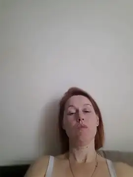 Snapshot of LanaOlbenst chatting on 9, 6, 2026 LanaOlbenst online show from 9, 6, 2026