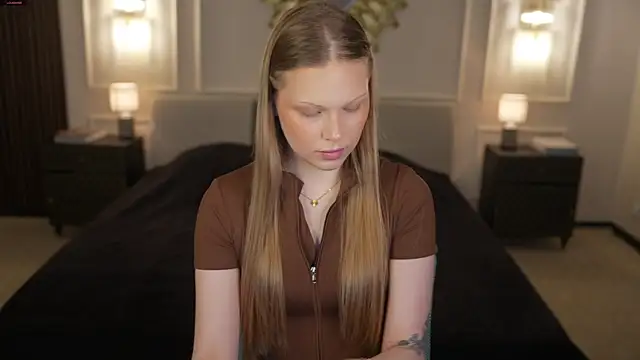 Charlotte Dreams online show from 13, 6, 2026