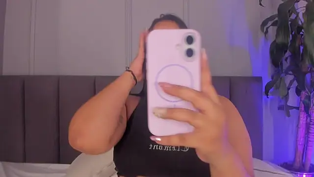 alejandrarojas  online show from 17, 6, 2026