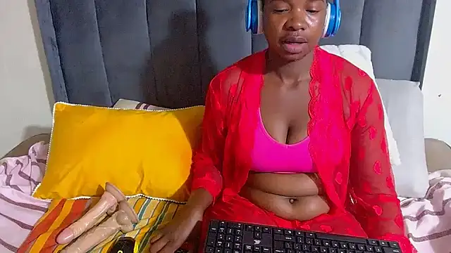 EMBER FOX online show from 9, 6, 2026