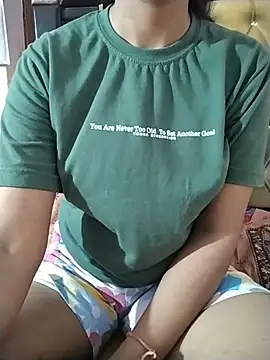 RASHMI SHARMA9 online show from 21, 6, 2026