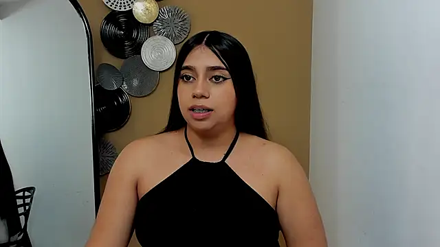 luna cute   online show from 19, 6, 2026