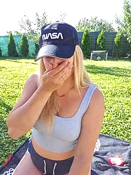 dixielarys online show from 18, 6, 2026