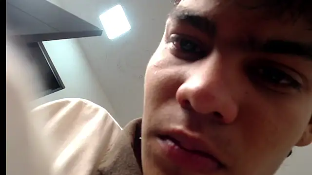 Snapshot of Lil_babyyy_ chatting on 23, 12, 2025 Lil babyyy online show from 23, 12, 2025