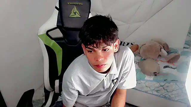 Snapshot of Lil_babyyy_ chatting on 11, 1, 2026 Lil babyyy online show from 11, 1, 2026