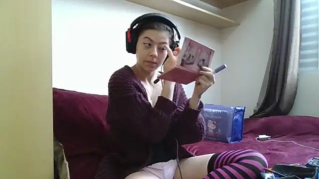 GabriellaManhas online show from 15, 6, 2026