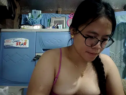 xxdreamgirl69 online show from 21, 6, 2026