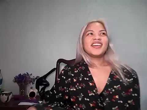 Tina Slick online show from 29, 5, 2026
