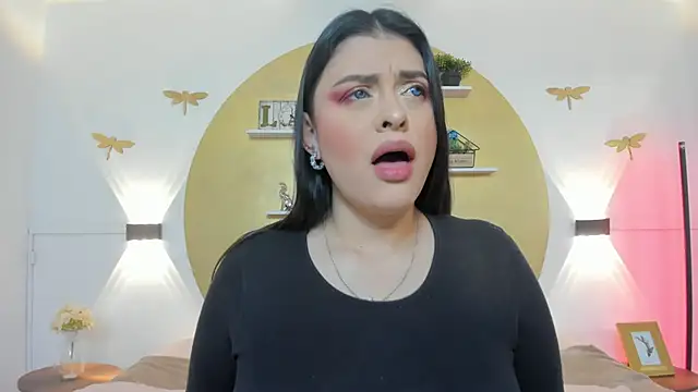 AnikaRomanoff  online show from 11, 6, 2026
