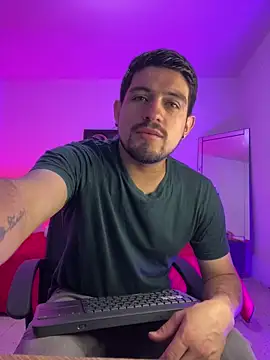 williamsmiiths16 online show from 12, 6, 2026