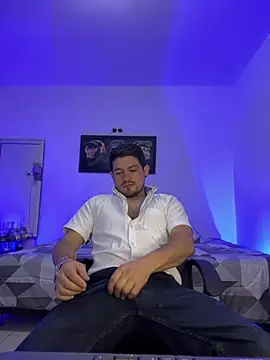 williamsmiiths16 online show from 17, 6, 2026