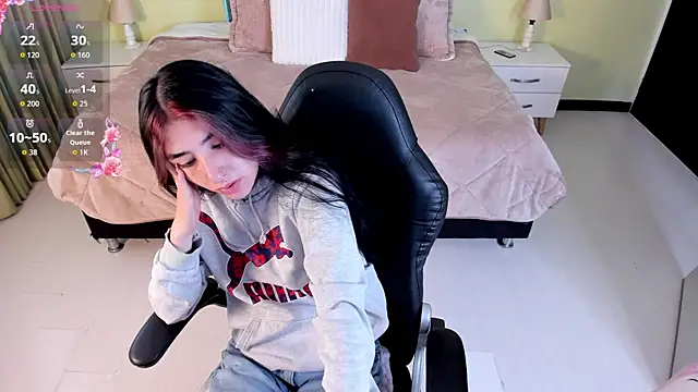 Snapshot of Celeste_Rous__ chatting on 4, 6, 2026 Celeste Rous online show from 4, 6, 2026