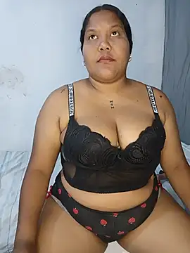 Snapshot of VaneandRossy chatting on 12, 7, 2026 VaneandRossy online show from 12, 7, 2026