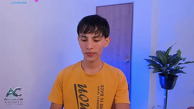 andrew courtzz online show from 11, 6, 2026