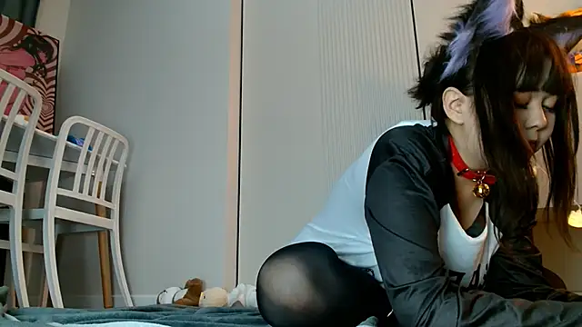 minji snow online show from 5, 6, 2026