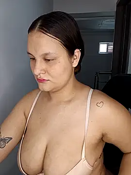 Valeriaa 21 online show from 21, 6, 2026