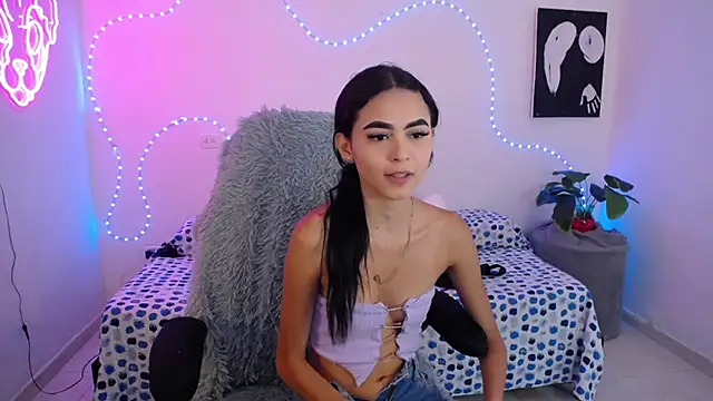 Snapshot of Sofia_tgn chatting on 14, 5, 2026 Sofia tgn online show from 14, 5, 2026