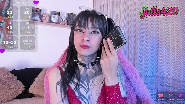 Julls420  online show from 12, 5, 2026