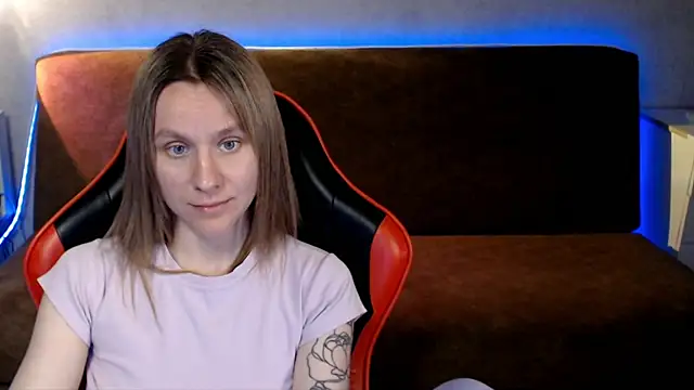 MiaBun1 online show from 13, 6, 2026