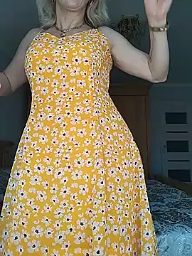 AhlyssaLove1155 online show from 21, 6, 2026