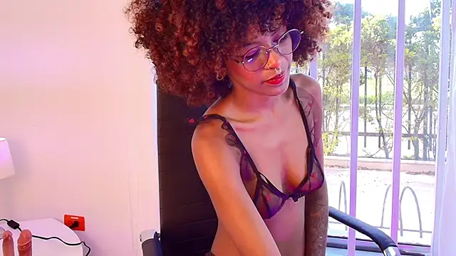 NaomiClay online show from 22, 5, 2026