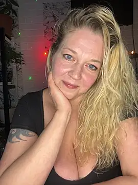 JenniferCarmen online show from 21, 5, 2026