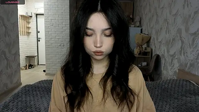 Qwami Amie online show from 12, 6, 2026