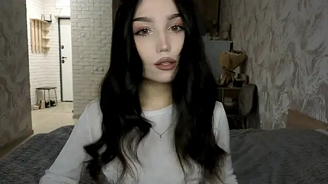 Qwami Amie online show from 14, 6, 2026
