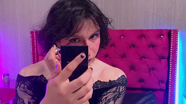 Shelly bat online show from 11, 6, 2026