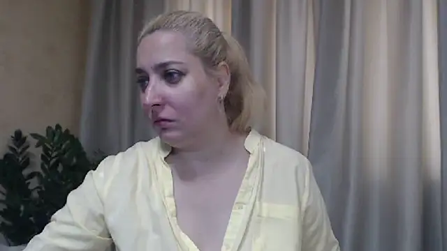 sweetpussy13 online show from 18, 6, 2026