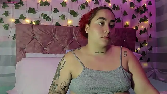 Ayla-marttinez online show from 19, 6, 2026