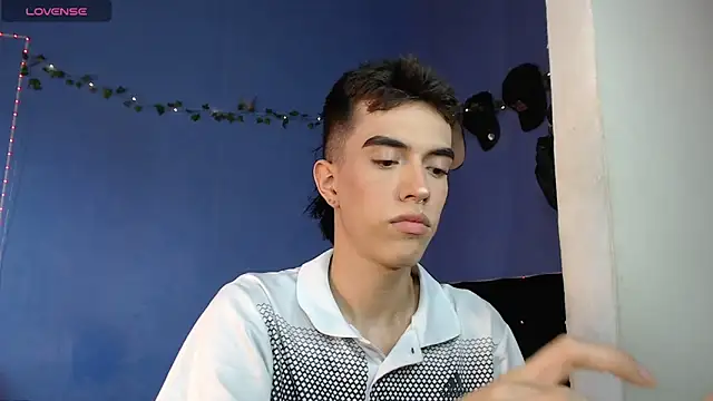Juan Gomezz26 online show from 3, 6, 2026