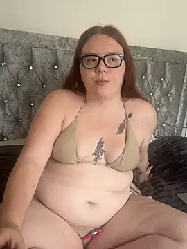 AnnieAinsx online show from 16, 6, 2026