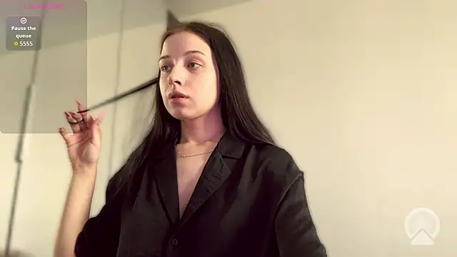AlicePowells online show from 12, 6, 2026