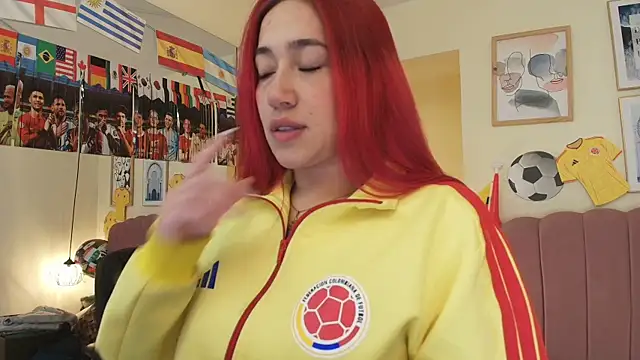 Celestee15  online show from 17, 6, 2026