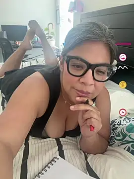 BettyWhispers online show from 22, 6, 2026