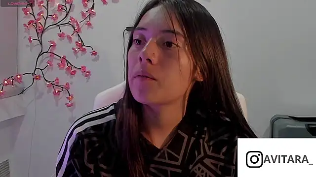 vanesita  online show from 24, 6, 2026