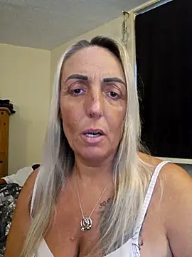 Snapshot of theblondecocklover chatting on 16, 5, 2026 theblondecocklover online show from 16, 5, 2026
