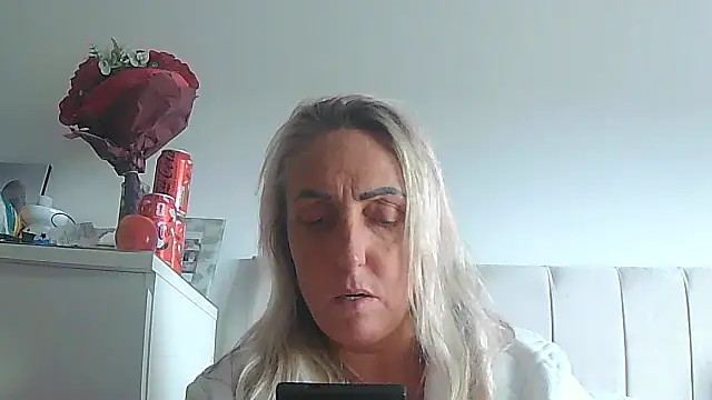 Snapshot of theblondecocklover chatting on 9, 6, 2026 theblondecocklover online show from 9, 6, 2026