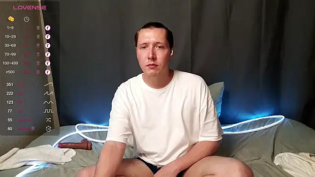 NakedIsaac online show from 17, 6, 2026
