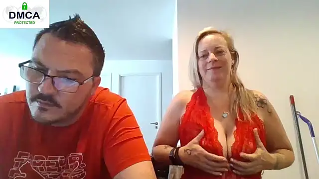 Miss-Chupagirly online show from 9, 6, 2026