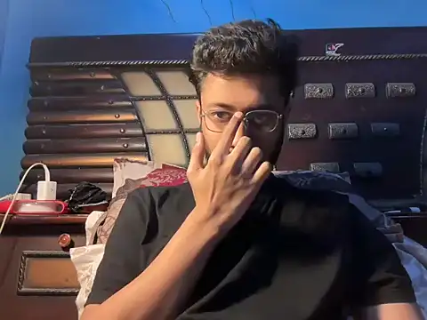 Snapshot of Sexy__Nerd chatting on 18, 4, 2026 Sexy Nerd online show from 18, 4, 2026